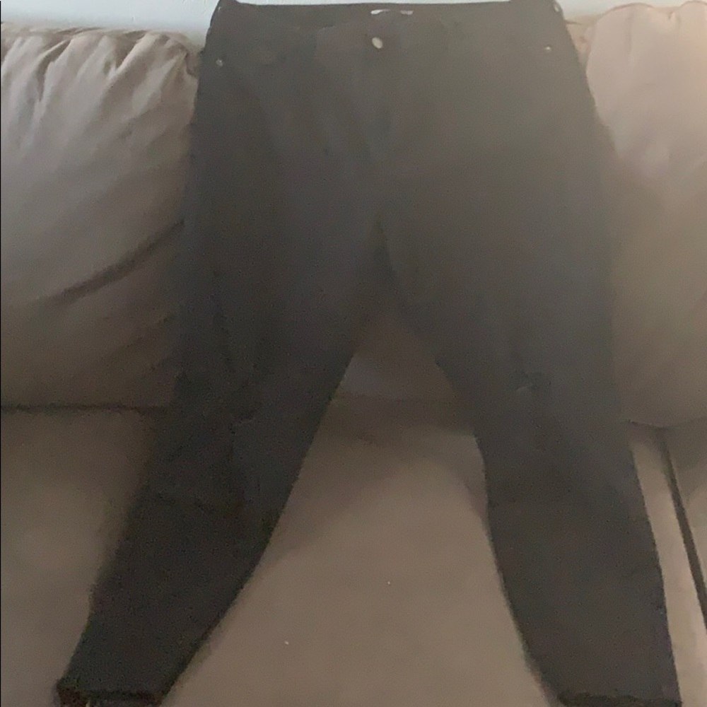 ON black rockstar jeans